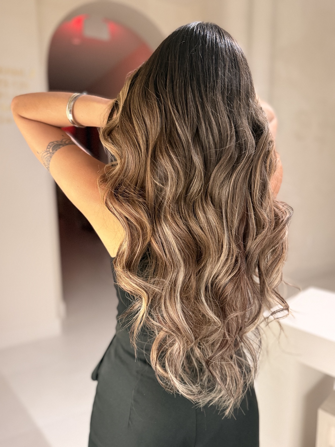 Extensiones MILÔSH en tono bronde